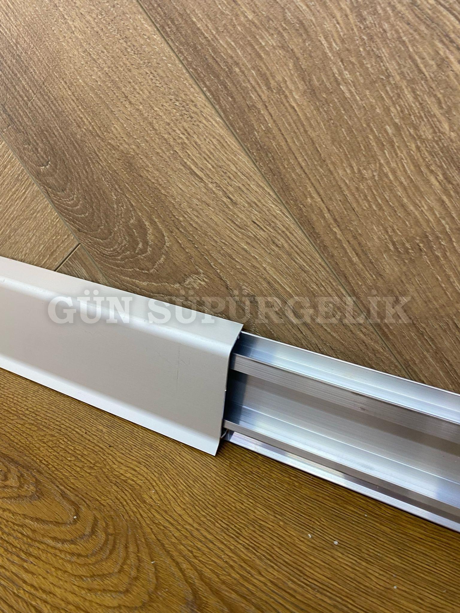8 CM ALÜMİNYUM SÜPÜRGELİK